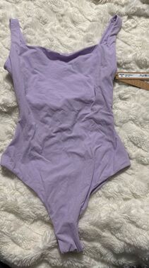 SKIMS Limited Edition NWT Fits Everybody Square Neck Bodysuit - Lily Size XXS